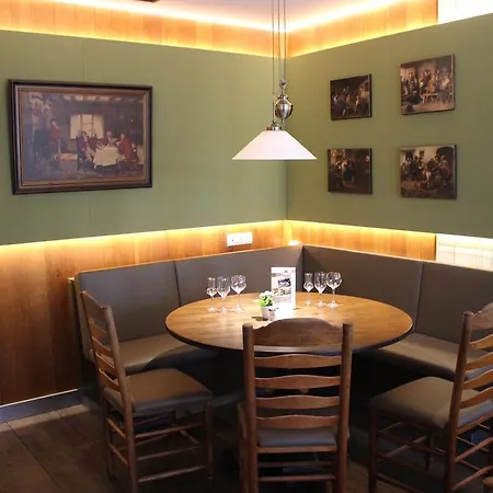 Meyerhof Heiligenrode 3*